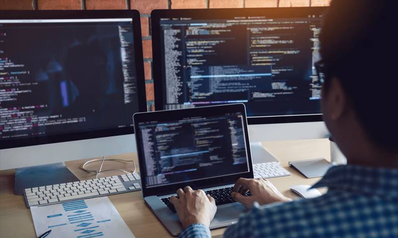 数据科学选型:R与Python如何赋能宿松县网站建设?